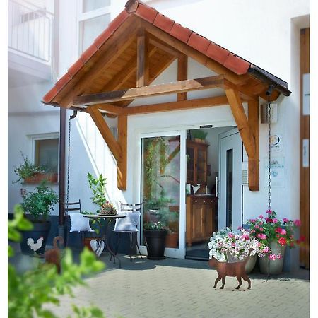 Landhaus-Apartments Wattenheim Exteriör bild