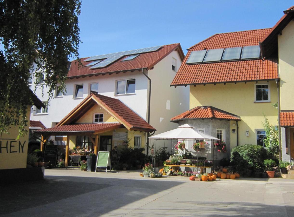 Landhaus-Apartments Wattenheim Exteriör bild